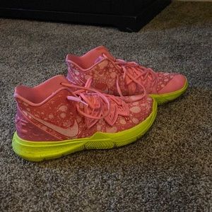 Nike Kyrie 5 “Patrick Star”